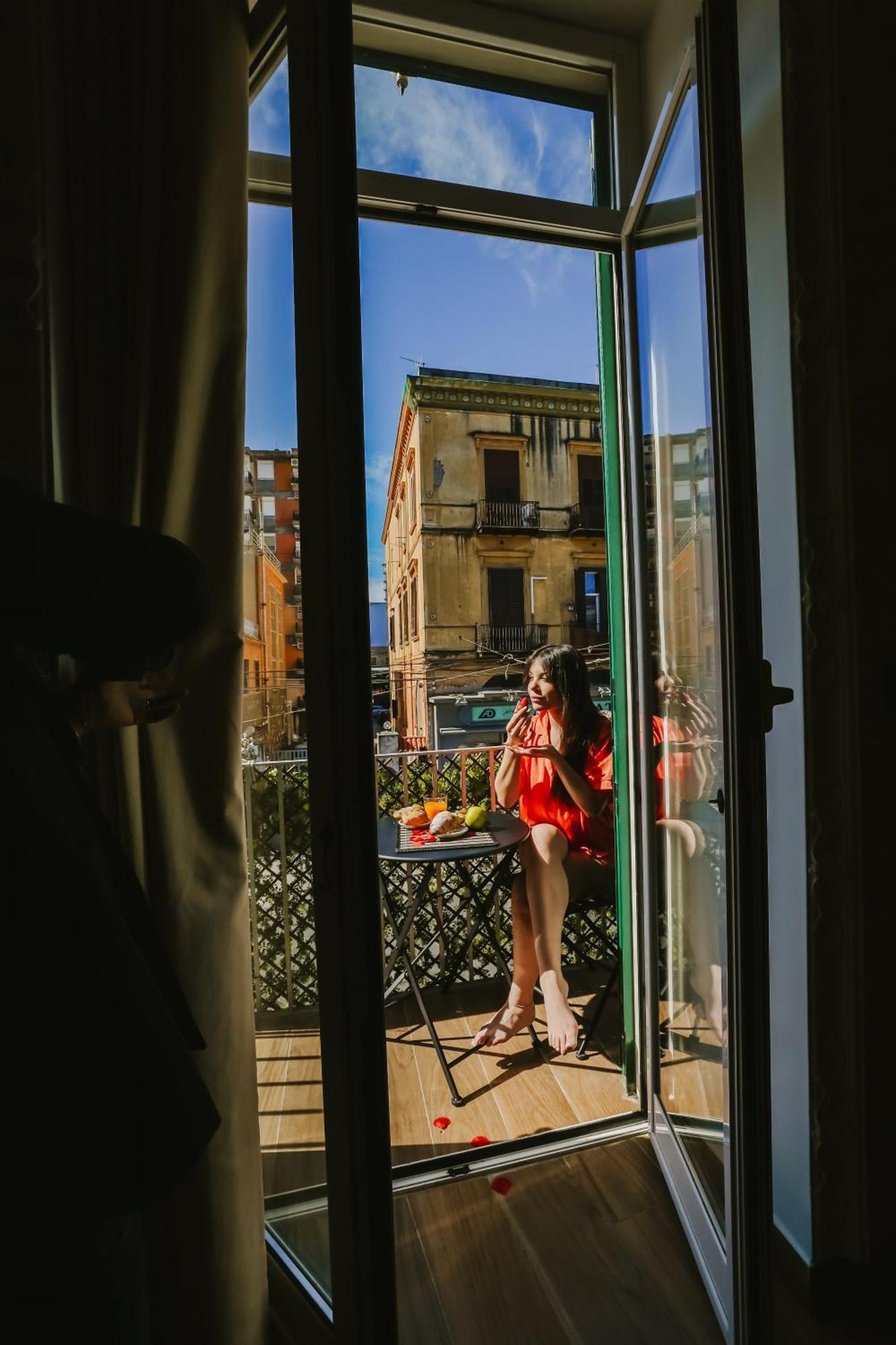 Casamira B&B Napoli Centrale Exterior foto